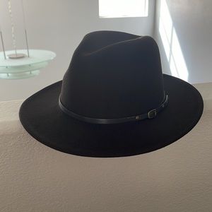 Black Wide Brim Fedora Hat